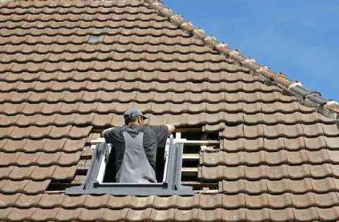 Pose de velux - La Fouillade